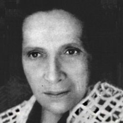 Аделина Адалис